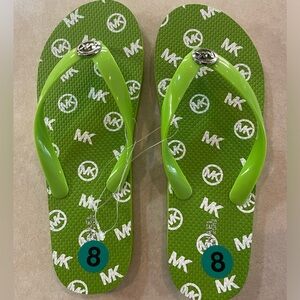 Michael Kors Logo Charm Flip Flop Sandals size 8 New
